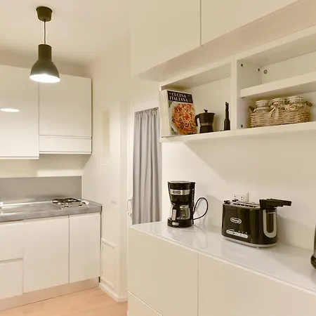Apartment Iflat Via Veneto Design