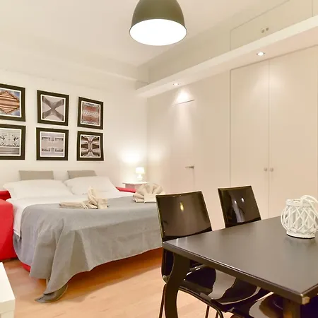 Apartment Iflat Via Veneto Design